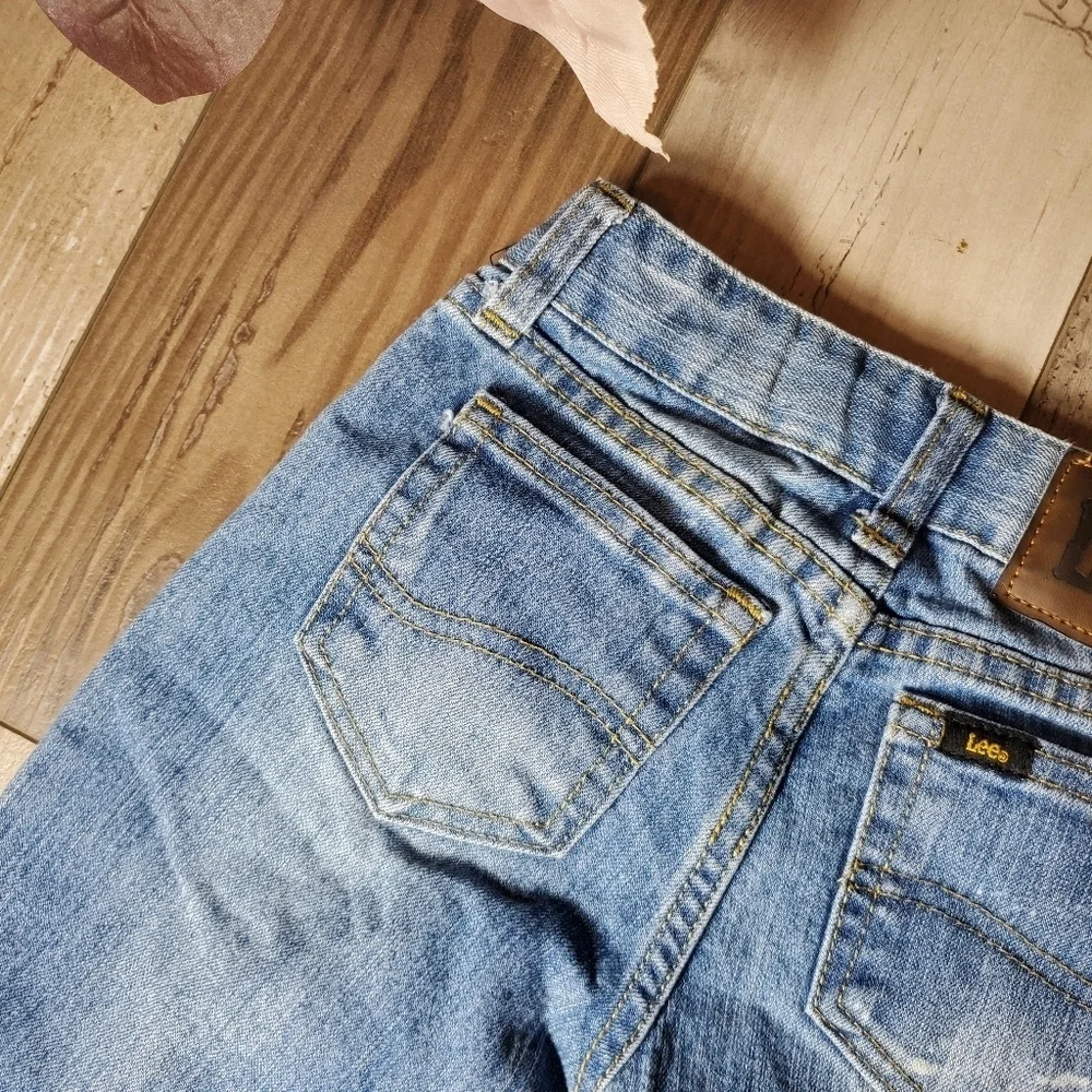 Lee Skinny Fit Straight Leg Medium Wash Toddler Boy Blue Jeans Size 3T EUC NWOT